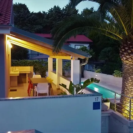 Villa Artaturi