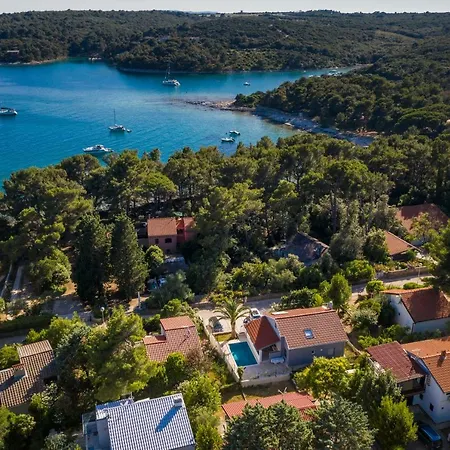 Artaturi Mali Losinj